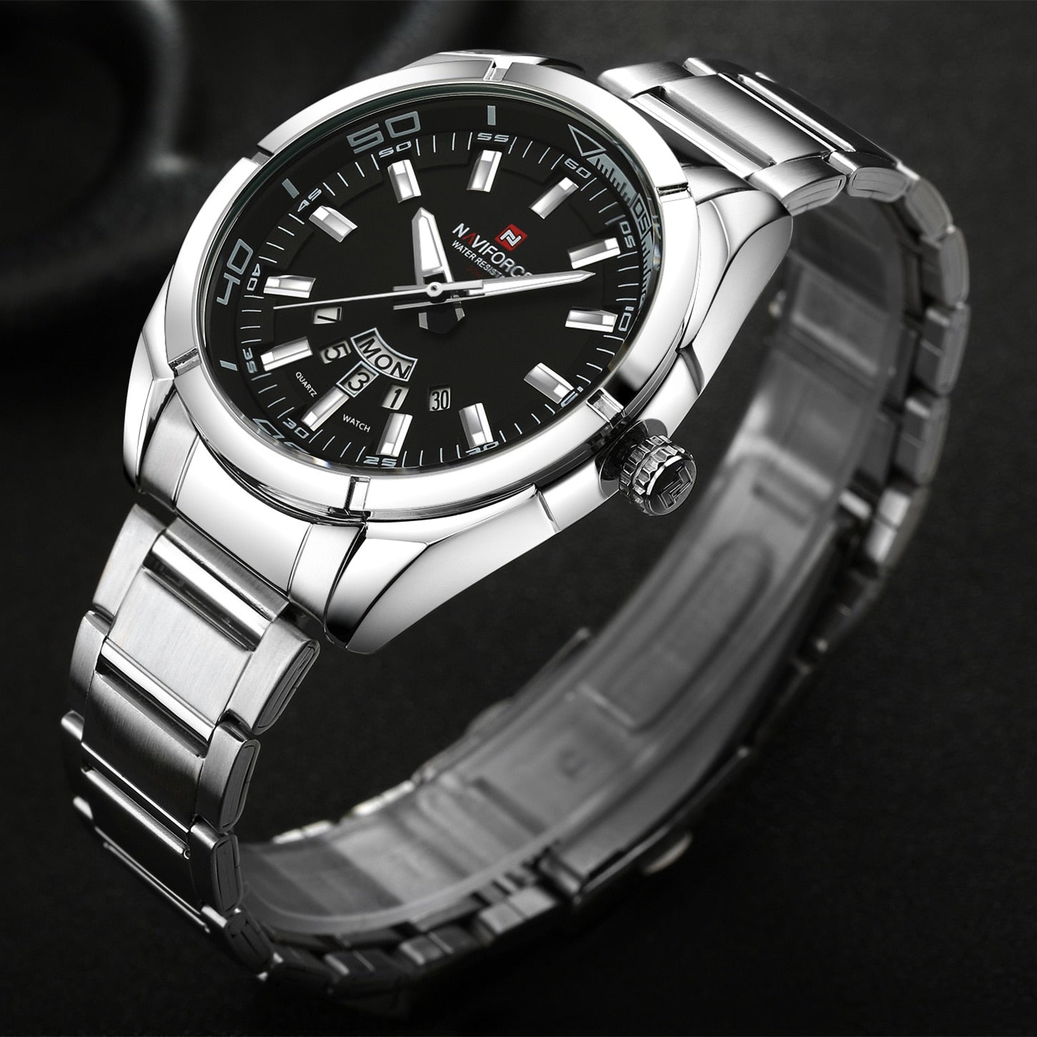 FiveTo, Naviforce 9038 Quartz Stainless Steel Waterproof Watch.
